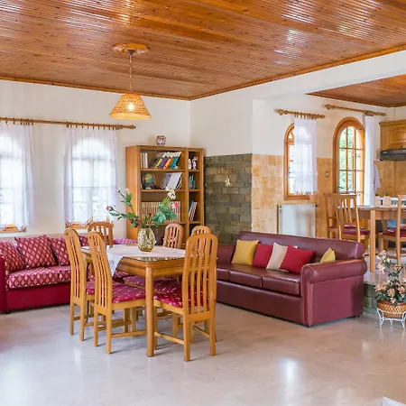 Rosa بيت للعطل *