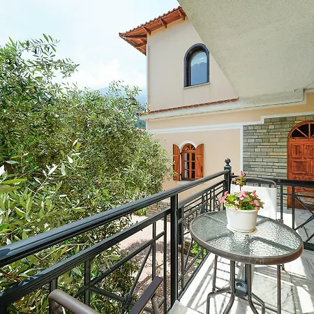 Rosa بيت للعطل